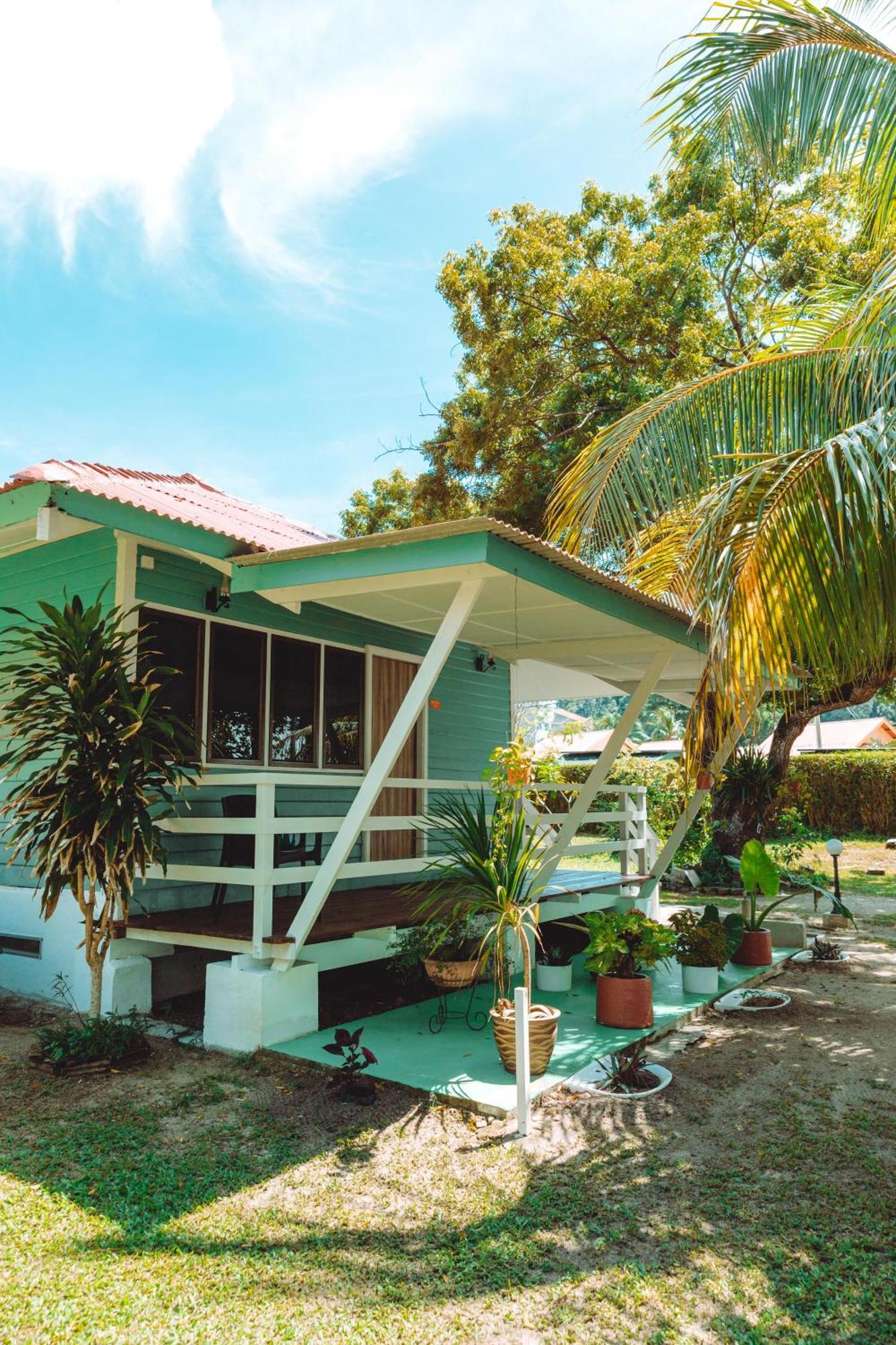 Pangkor Sandy Beach Resort Kampong Pasir Bogak Eksteriør bilde